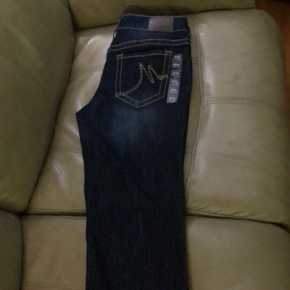 Maurices jeans new size 9/10 regular bootcut